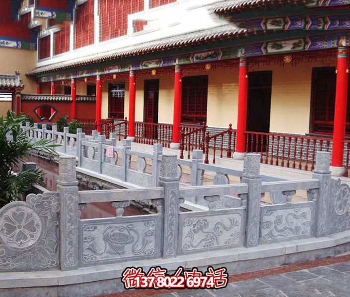 游覽大理，感受古老石欄桿的魅力