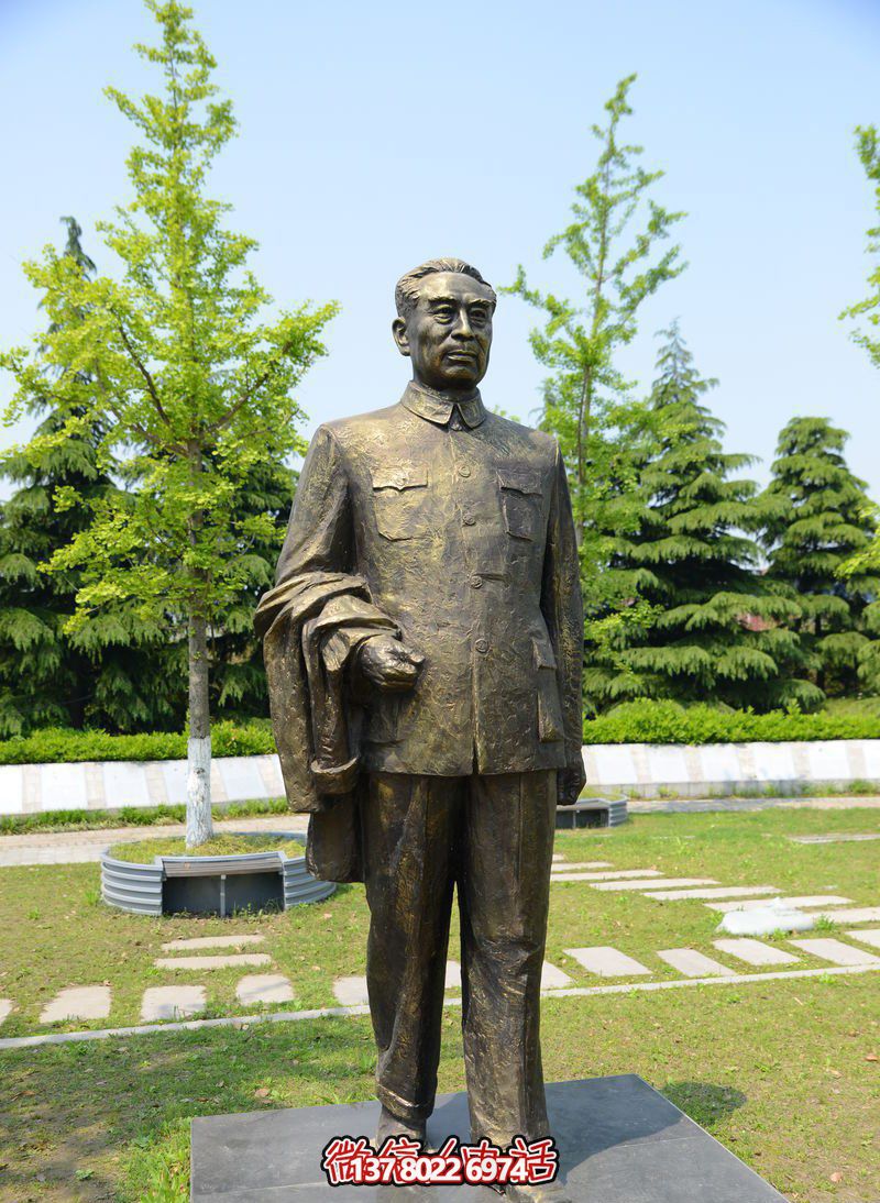 紀(jì)念周恩來(lái)偉人雕塑，緬懷歷史，見(jiàn)證輝煌