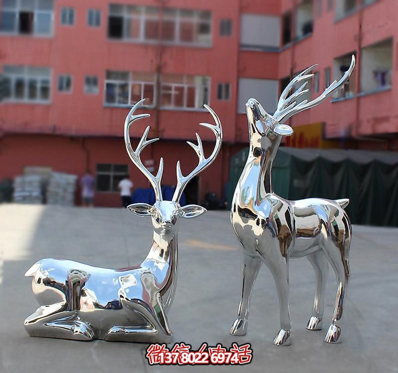 不銹鋼鏡面鹿雕塑，點(diǎn)綴公園景區(qū)