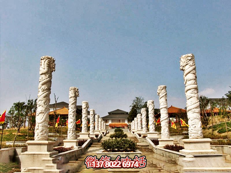 傳統(tǒng)工藝石雕龍柱，傳承古老文化