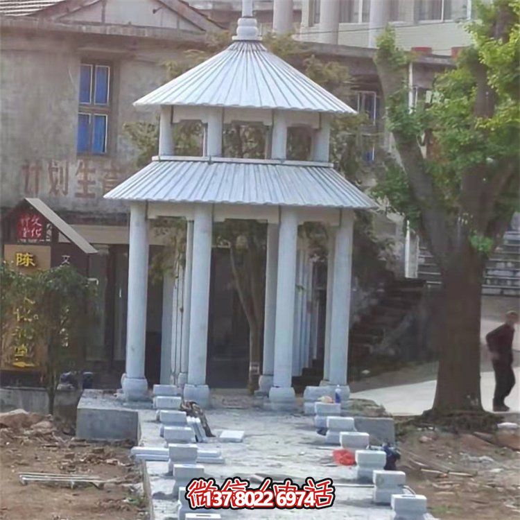 精美大理石雕刻二層涼亭，為農(nóng)村文化廣場(chǎng)添彩