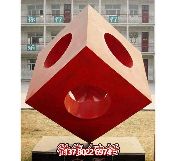 公園空心不銹鋼紅色魔方雕塑 公園空心不銹鋼紅色魔方雕塑