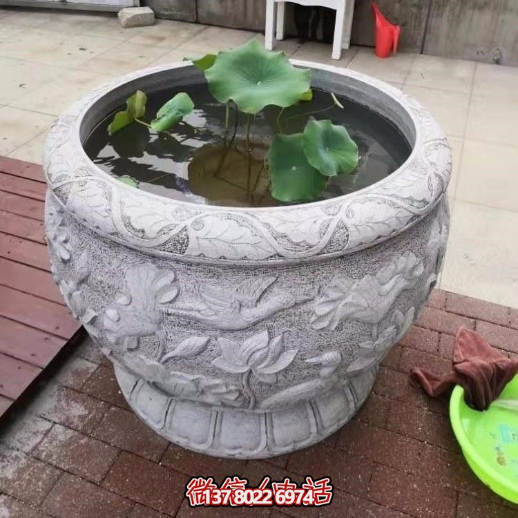 精美絕倫，濃濃古典風情歐式別墅大理石浮雕魚缸擺件