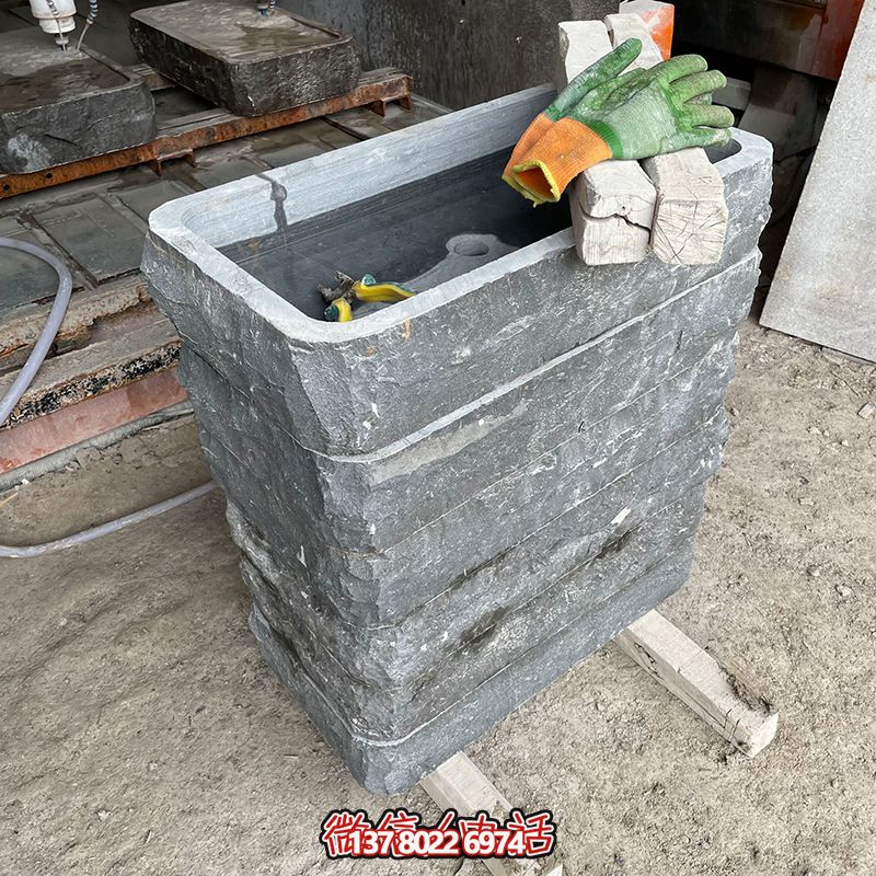 大理石種花養(yǎng)魚(yú)石槽雕塑 大理石種花養(yǎng)魚(yú)石槽雕塑