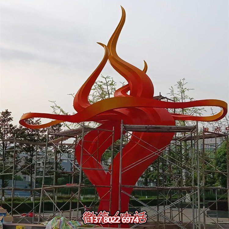 創(chuàng)意景觀不銹鋼雕塑擺件，點亮小區(qū)別墅美景