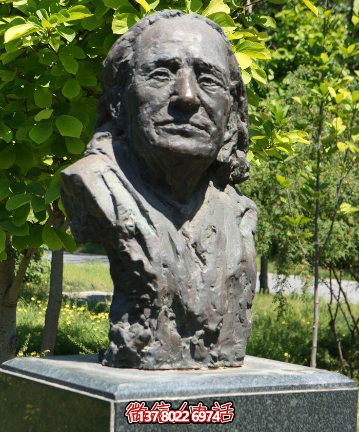 匈牙利著名作曲家李斯特的雕塑在世界各大公園和景區(qū) 匈牙利著名作曲家李斯特的雕塑在世界各大公園和景區(qū)