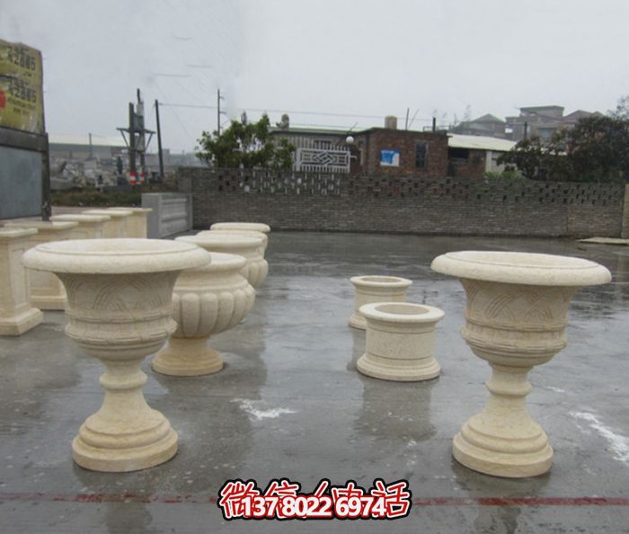 歐式石雕花盆，裝飾您的公園景觀