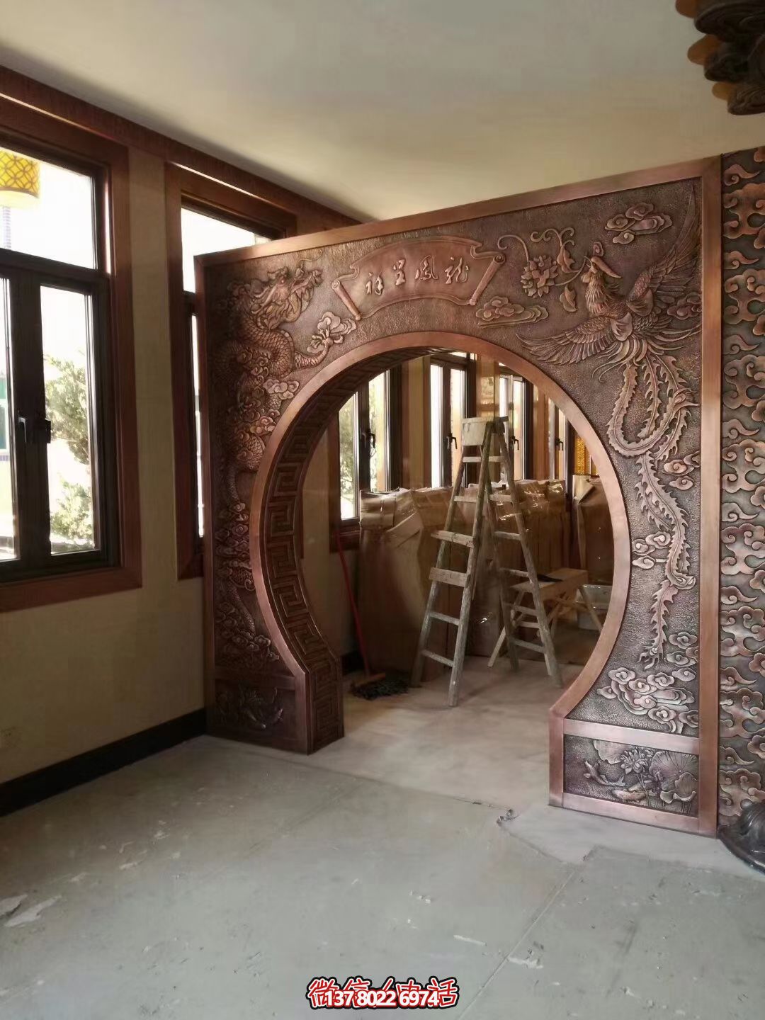 品質(zhì)優(yōu)雅的銅浮雕龍鳳呈祥裝飾隔斷 品質(zhì)優(yōu)雅的銅浮雕龍鳳呈祥裝飾隔斷