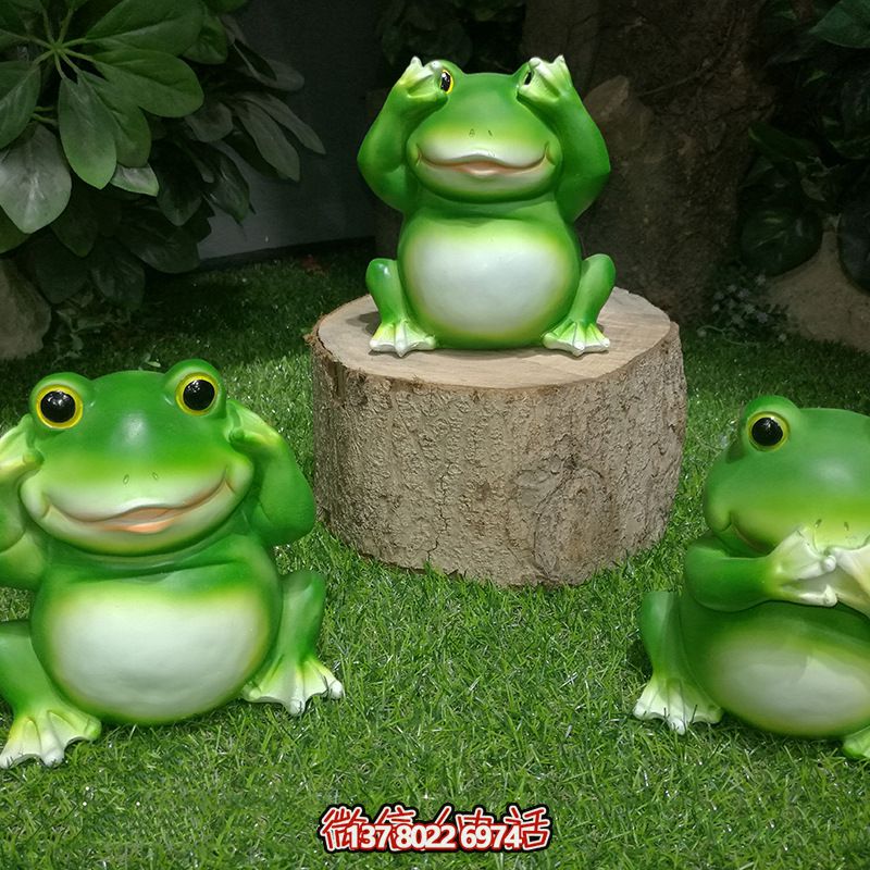 海邊玻璃鋼青蛙雕塑，個性十足