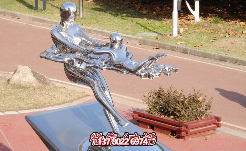 創(chuàng)意不銹鋼鏡面母子雕塑 創(chuàng)意不銹鋼鏡面母子雕塑