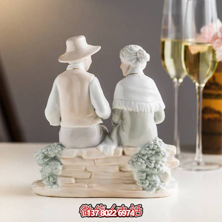 玻璃鋼雕塑人物裝飾，為室內(nèi)臥室?guī)?lái)美好氛圍