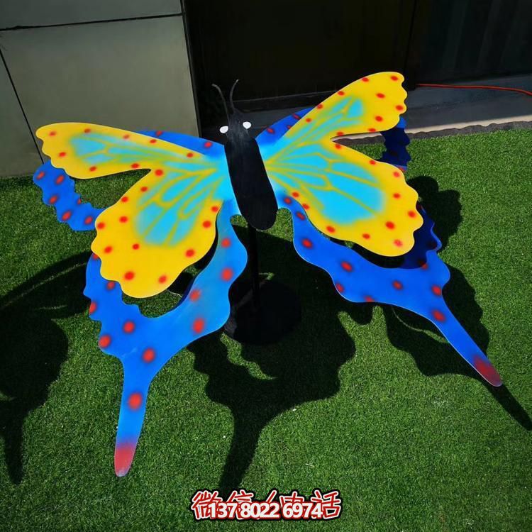 彩繪玻璃鋼蝴蝶雕塑，精美戶外園林裝飾