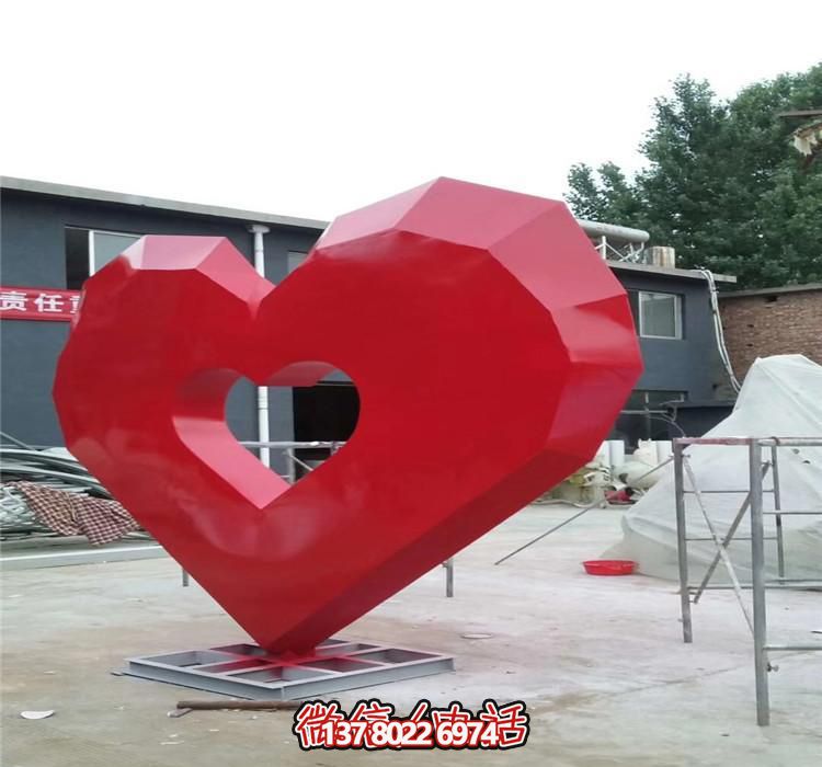 愛心抽象雕塑——景區(qū)創(chuàng)意新體驗 愛心抽象雕塑——景區(qū)創(chuàng)意新體驗