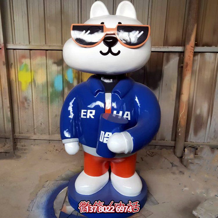 藝術(shù)玻璃鋼彩繪動物雕塑——讓商場、網(wǎng)店、紅店變身藝術(shù)館