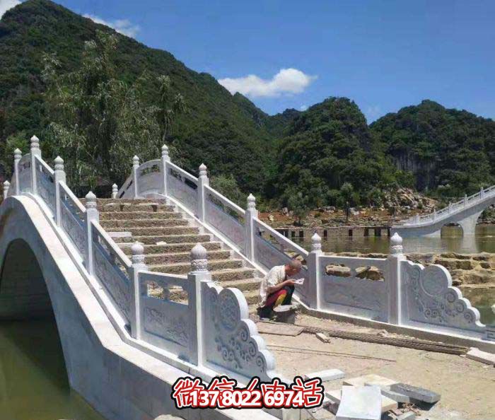 石拱橋，精美漢白玉欄桿，美景美景