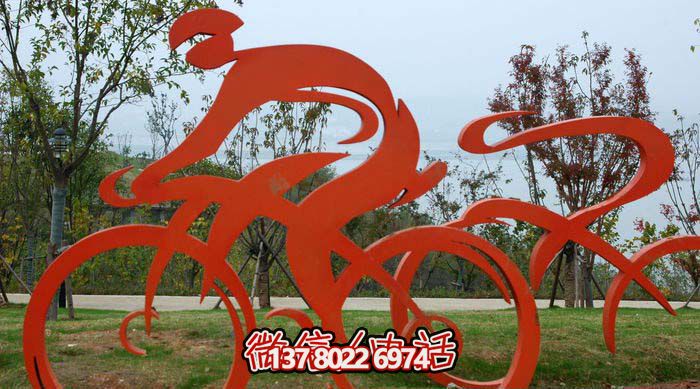 不銹鋼彩繪騎自行車(chē)人物雕塑 不銹鋼彩繪騎自行車(chē)人物雕塑