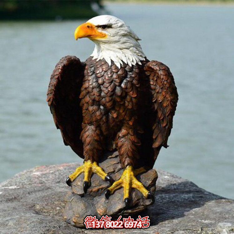玻璃鋼老鷹雕塑擺件，點(diǎn)綴戶外花園庭院