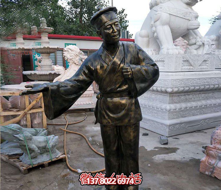 玻璃鋼雕塑——為城市廣場商店增添迎賓人物 玻璃鋼雕塑——為城市廣場商店增添迎賓人物