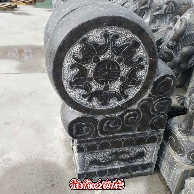 精美青石浮雕抱鼓石雕塑，點綴門口庭院