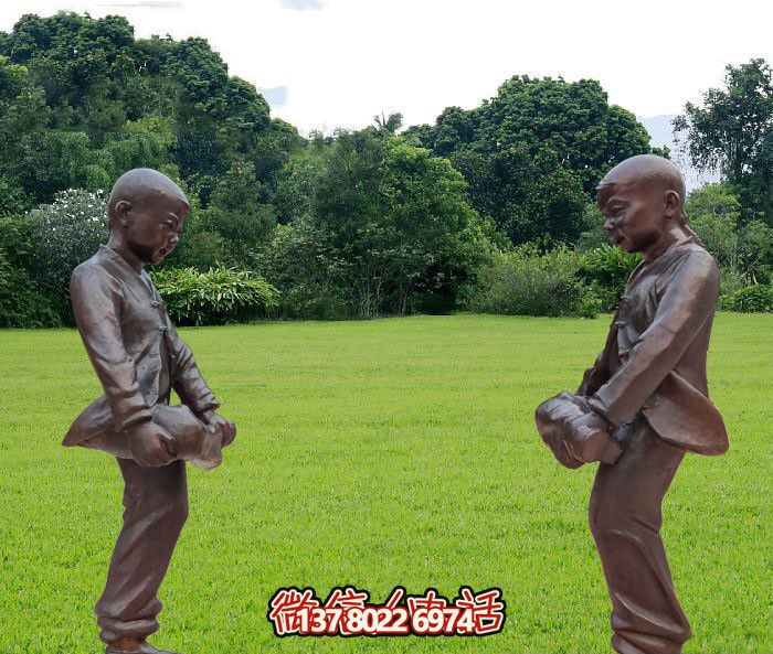 豐富多彩的公園斗雞銅雕 豐富多彩的公園斗雞銅雕