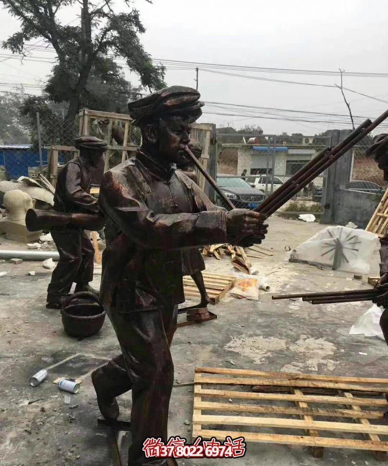 少數(shù)民族銅雕吹奏樂器 少數(shù)民族銅雕吹奏樂器