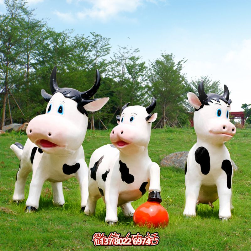 玩耍?！Ａт撃翀?chǎng)雕塑