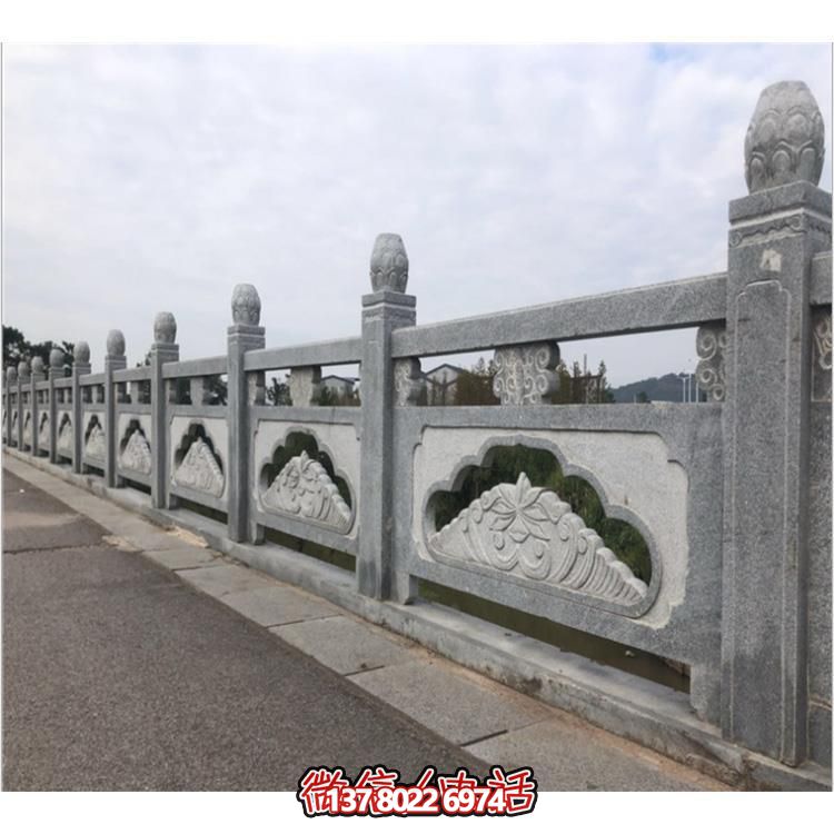 精致青石石雕欄桿，打造美麗公園景區(qū)