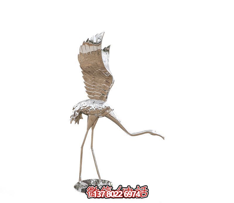 擺放火烈鳥雕塑的不銹鋼商場 擺放火烈鳥雕塑的不銹鋼商場
