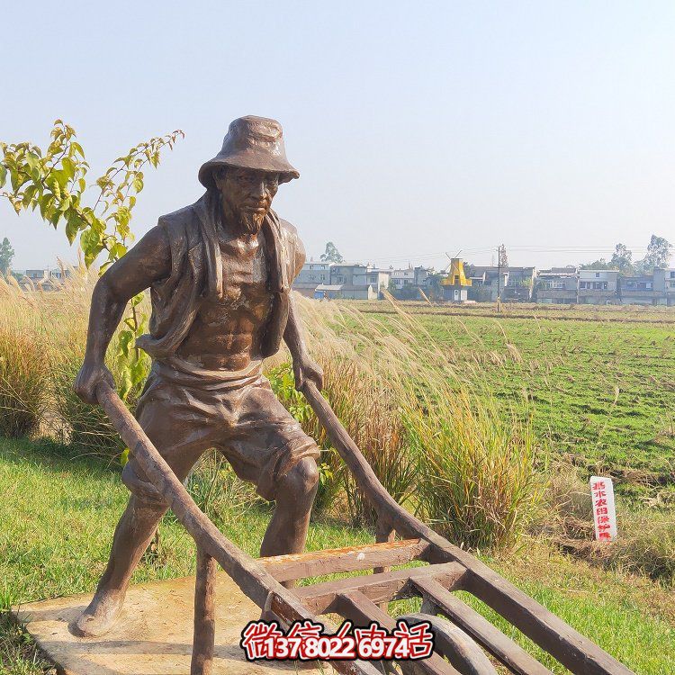 “獨輪車?yán)蠞h——傳承民族文化的銅雕藝術(shù)”