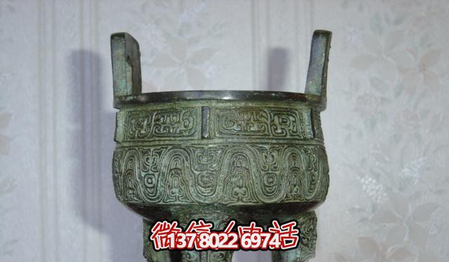 戶外景區(qū)仿古做舊青銅器鼎雕塑 戶外景區(qū)仿古做舊青銅器鼎雕塑