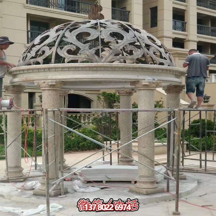 小區(qū)別墅戶外擺放花崗巖羅馬柱圓頂鐵藝鏤空涼亭裝飾擺件 小區(qū)別墅戶外擺放花崗巖羅馬柱圓頂鐵藝鏤空涼亭裝飾擺件