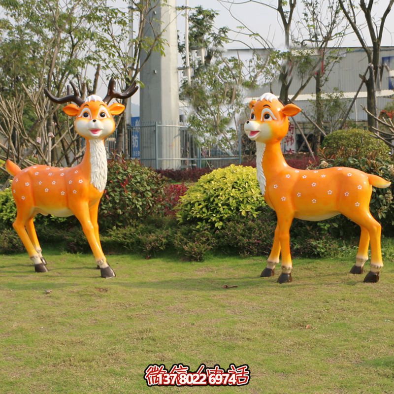 戶外園林景區(qū)玻璃鋼彩繪兩只梅花鹿雕塑 戶外園林景區(qū)玻璃鋼彩繪兩只梅花鹿雕塑