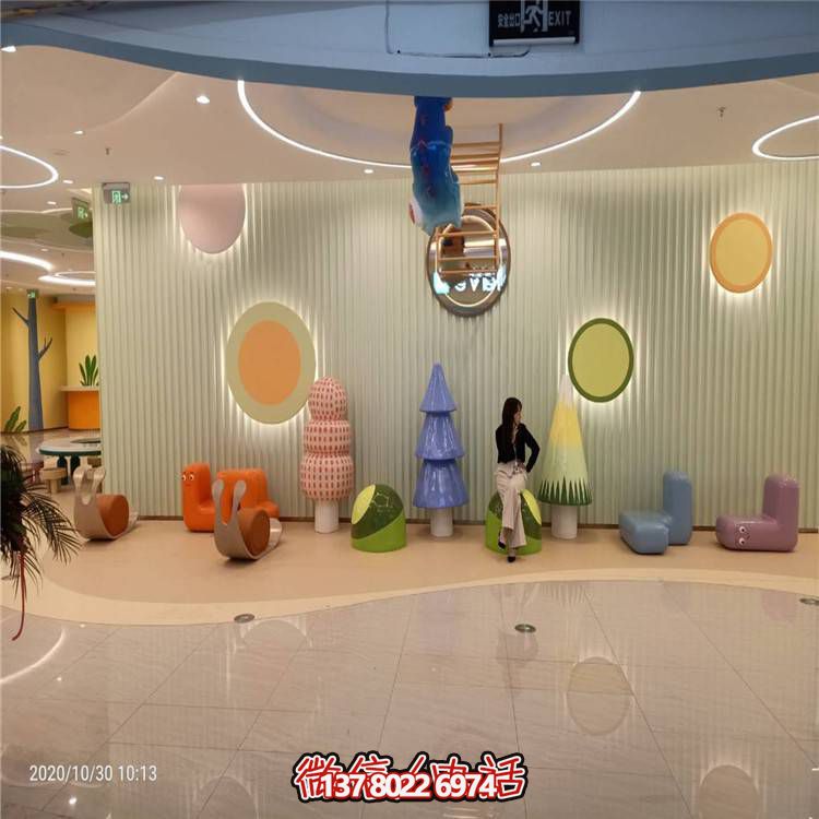 商場(chǎng)兒童樂(lè)園裝飾擺放玻璃鋼卡通動(dòng)物座椅