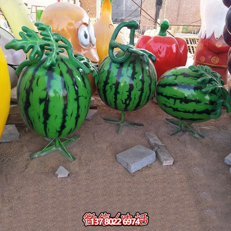 玻璃鋼仿真西瓜，大西瓜雕塑擺件