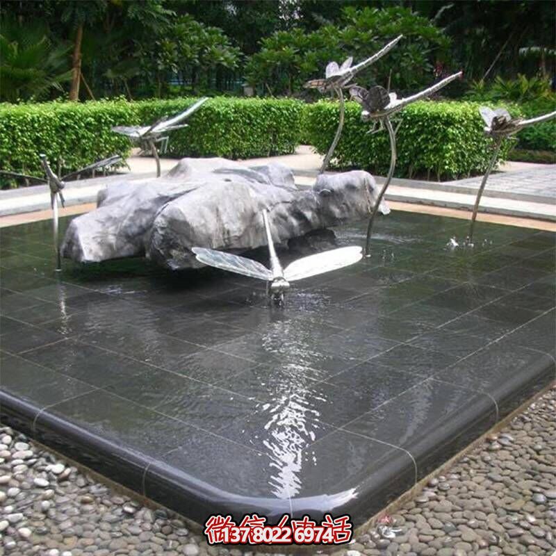 小區(qū)公園噴泉擺放鏡面蜻蜓不銹鋼雕塑 小區(qū)公園噴泉擺放鏡面蜻蜓不銹鋼雕塑