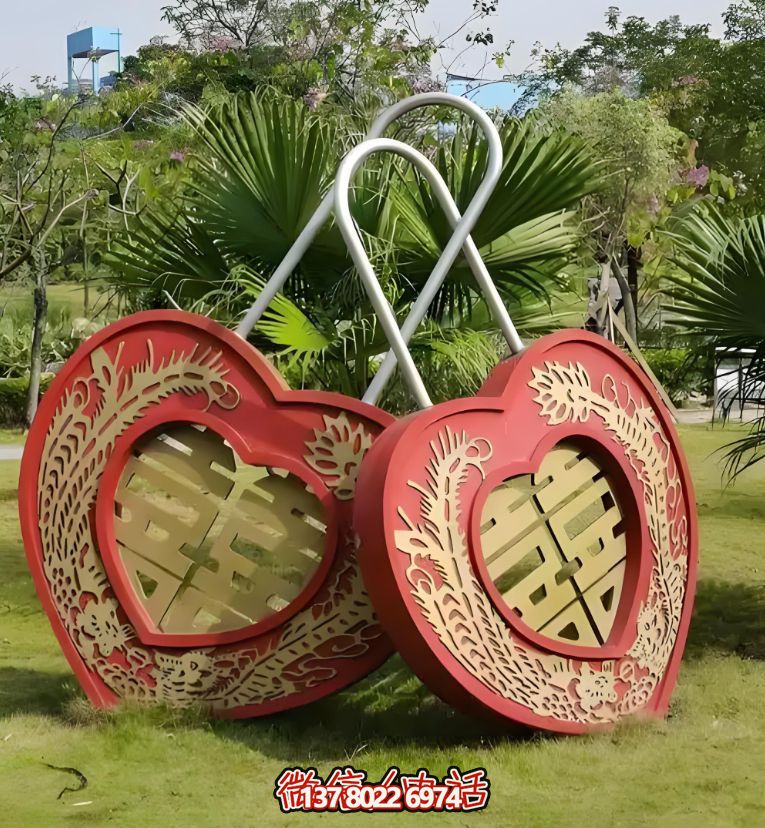 浪漫中式情鎖--新中式不銹鋼雕塑 浪漫中式情鎖--新中式不銹鋼雕塑