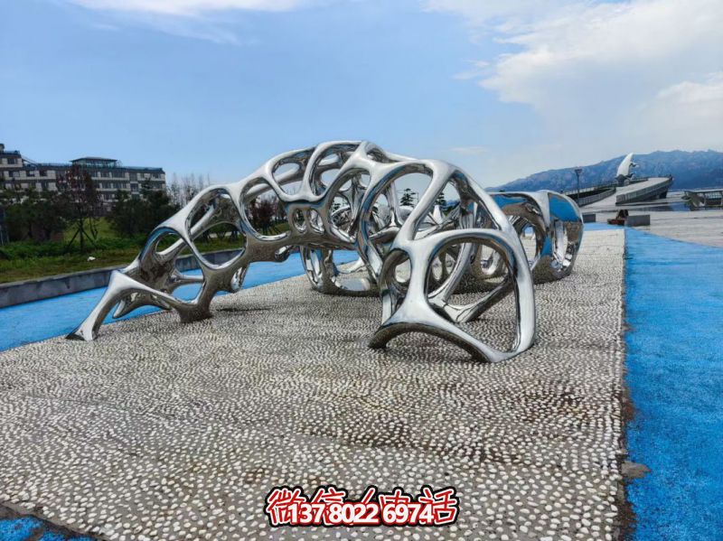 創(chuàng)意不銹鋼鏤空雕塑 創(chuàng)意不銹鋼鏤空雕塑